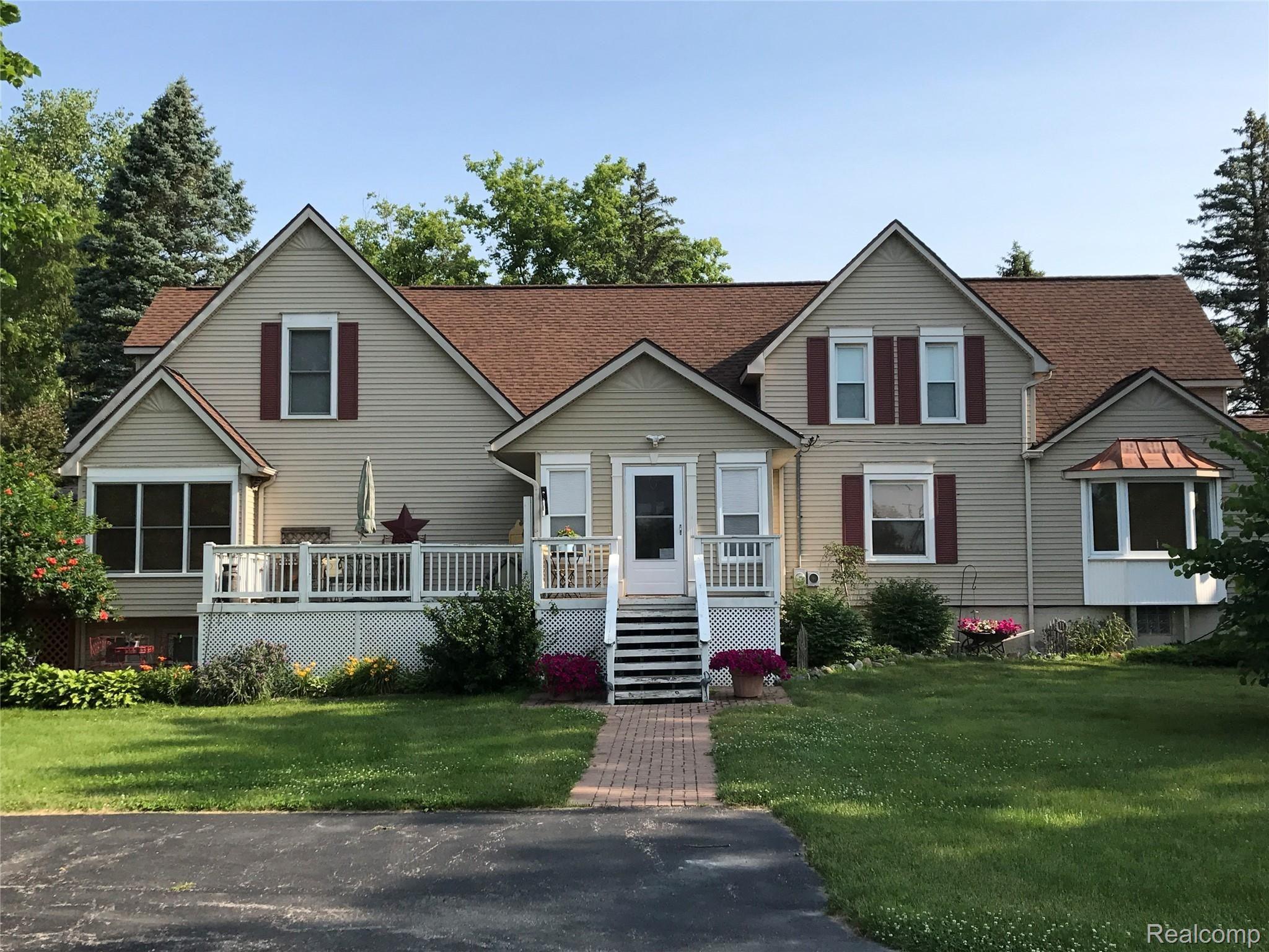 23800 Clark Road Belleville, MI 48111 - Photo 2 of 42 IMG_2268.JPG