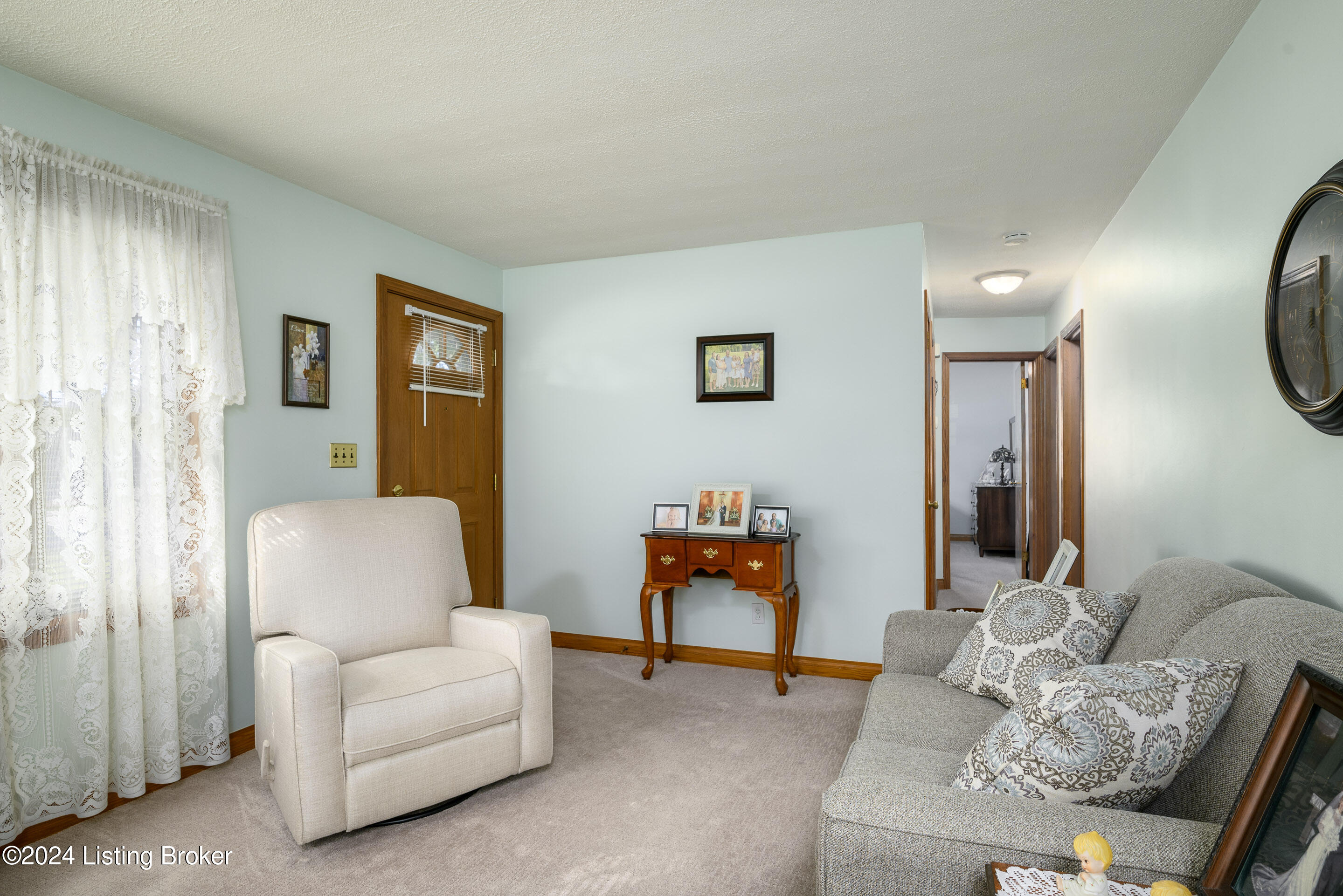 7811 Bluebonnet Road Louisville, KY 40258 - Photo 5 of 36 DHI-108
