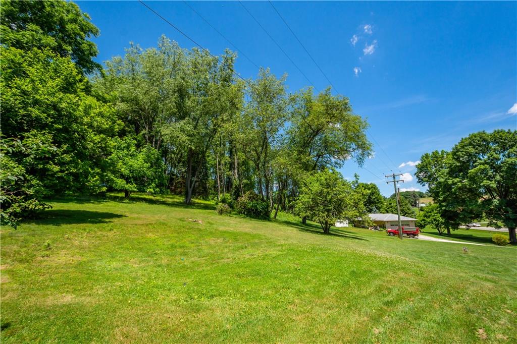 1147 Thomas Eighty Four Road Eighty Four, PA 15330 - Photo 22 of 24 a view of a green yard