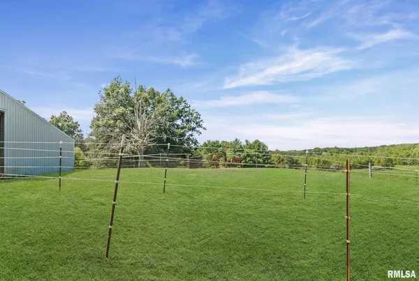 $1,800,000 | 520 Deerfield Road, Walnut Hill, IL 62893
