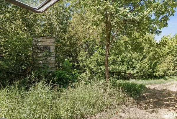 $1,800,000 | 520 Deerfield Road, Walnut Hill, IL 62893