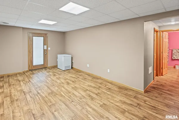 $1,800,000 | 520 Deerfield Road, Walnut Hill, IL 62893