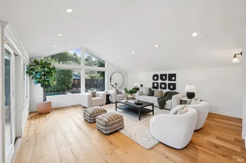 $3,245,000 | 20 Apollo Road, Tiburon, CA 94920