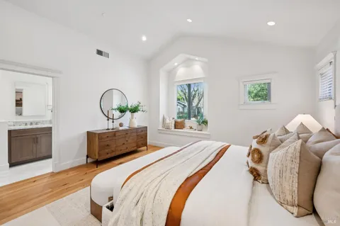 $3,245,000 | 20 Apollo Road, Tiburon, CA 94920