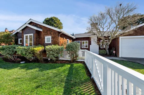 $3,245,000 | 20 Apollo Road, Tiburon, CA 94920