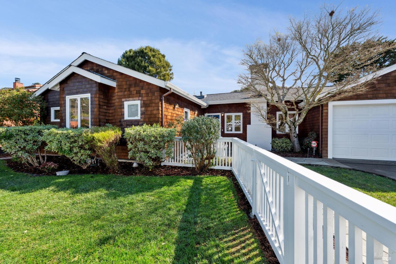 20 Apollo Road Tiburon, CA 94920 - Photo 3 of 64