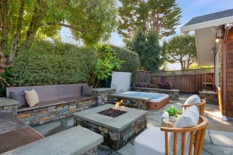 $3,245,000 | 20 Apollo Road, Tiburon, CA 94920