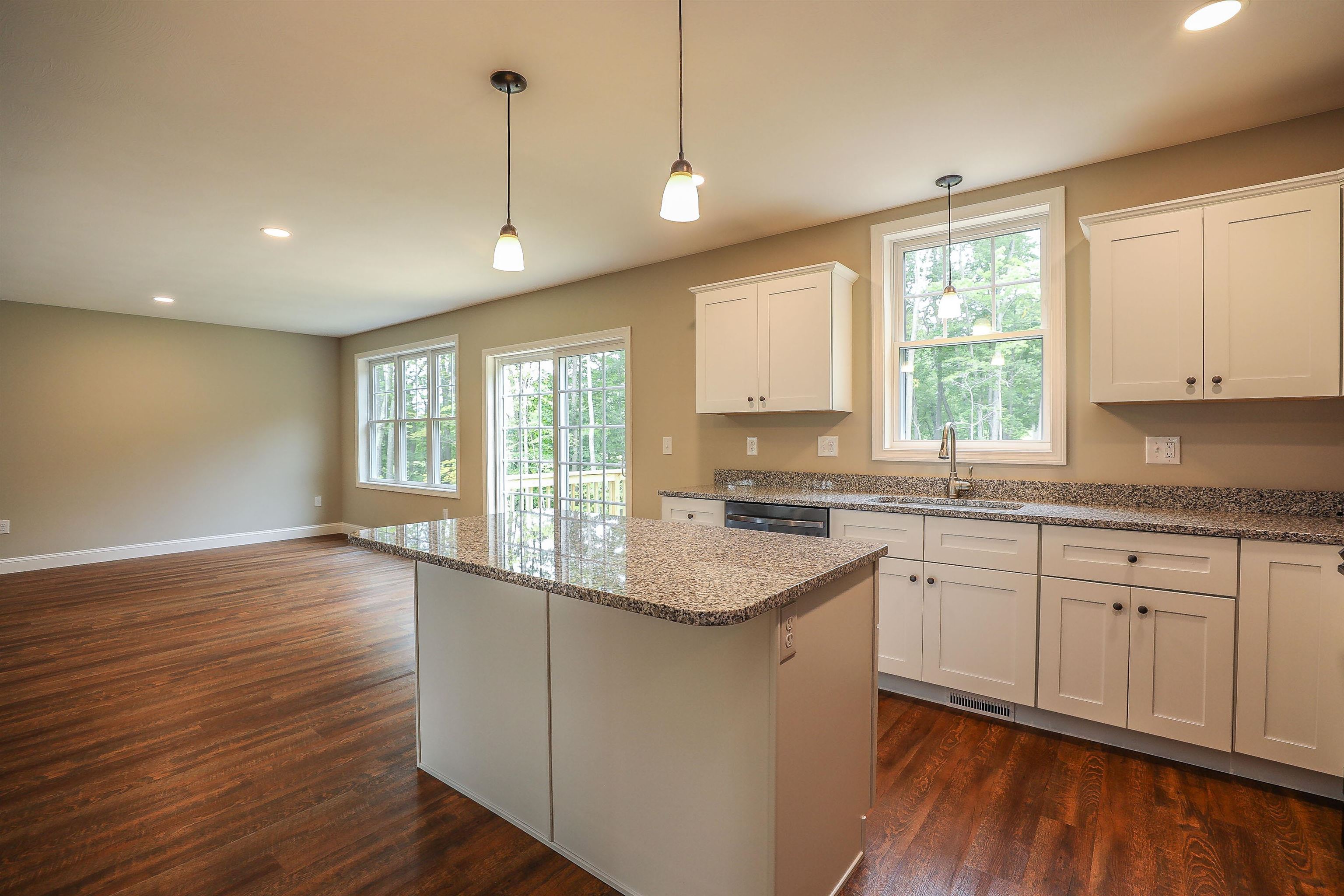 41 Kelmar Drive Rochester, NH 03867 - Photo 4 of 23