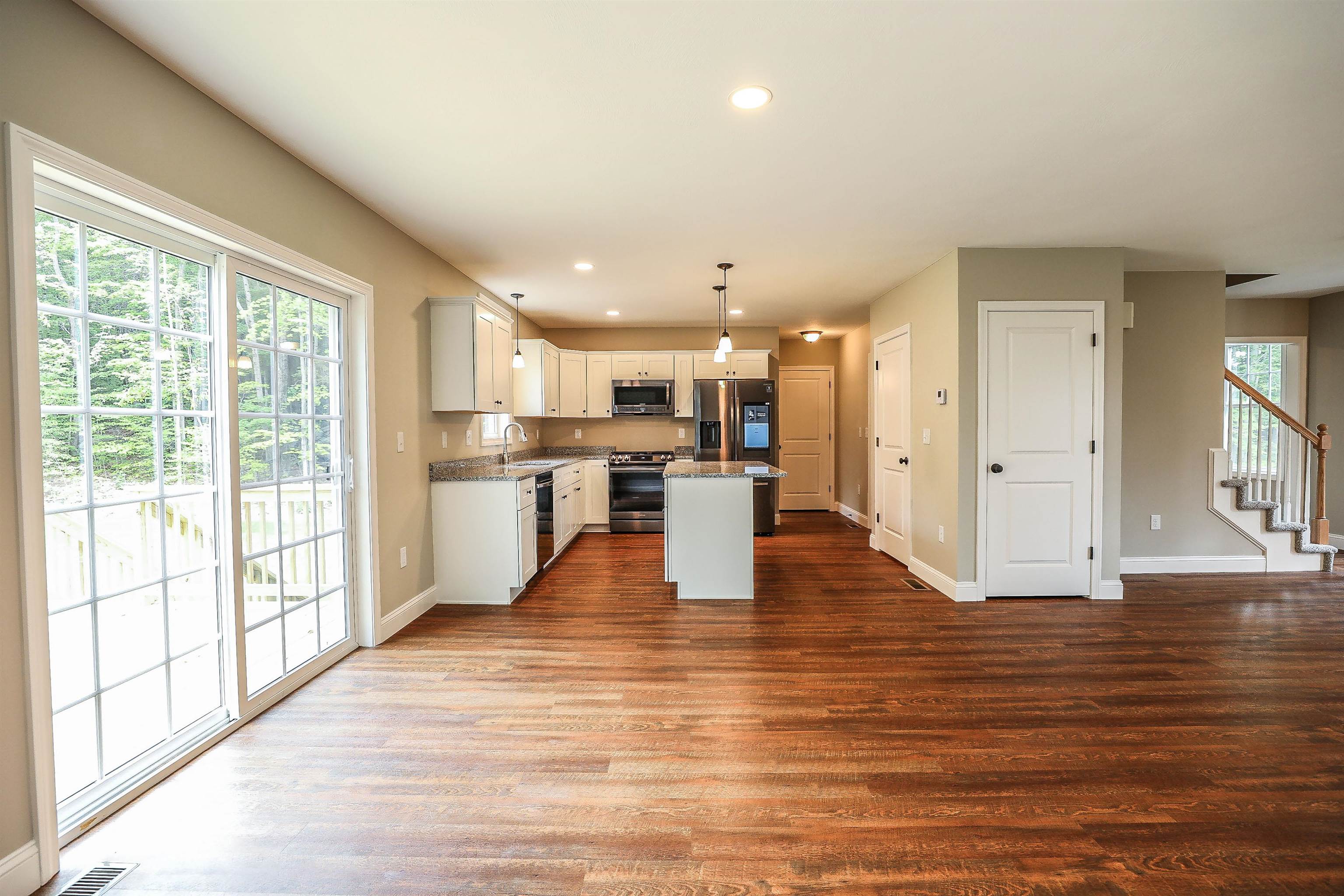 41 Kelmar Drive Rochester, NH 03867 - Photo 5 of 23