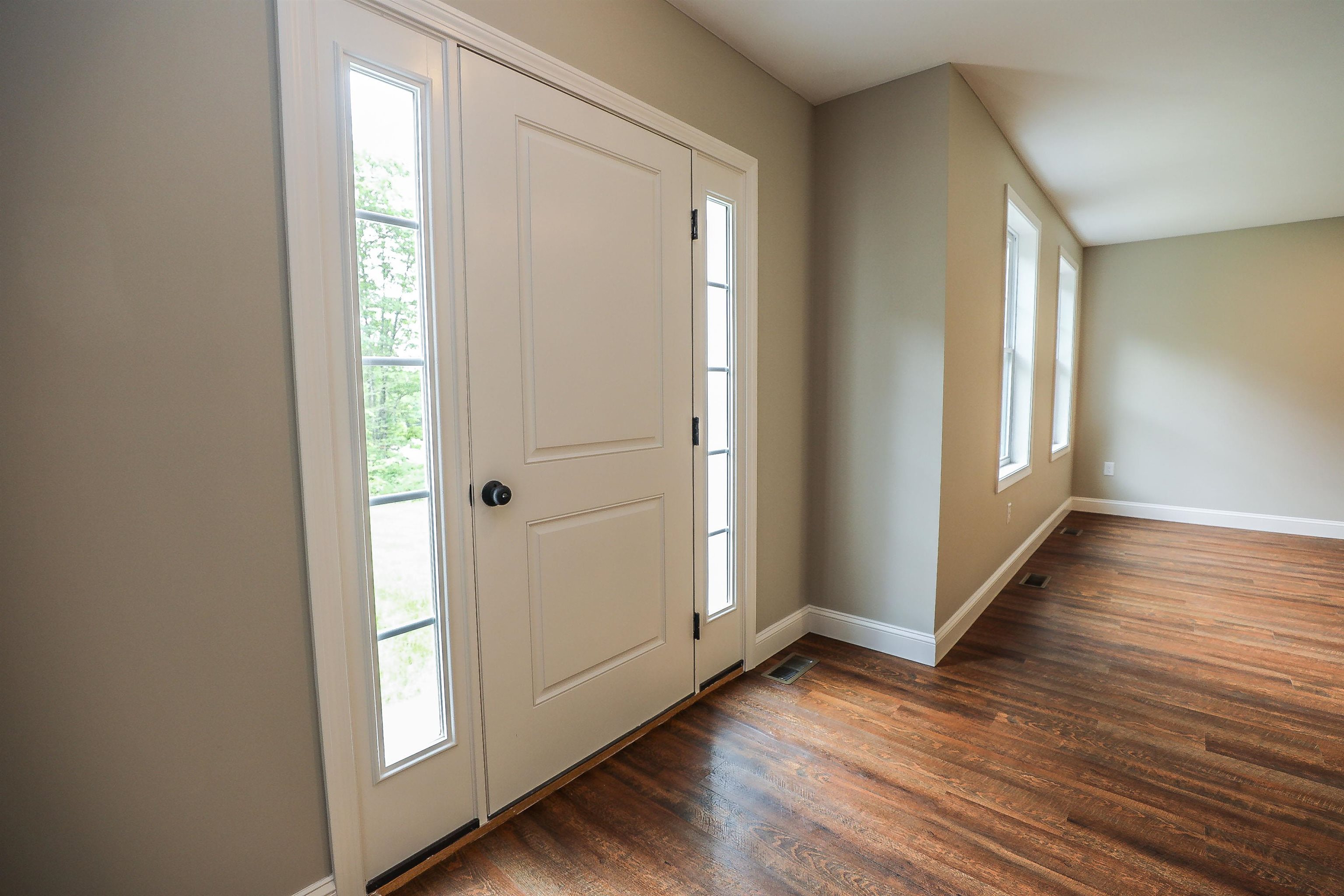 41 Kelmar Drive Rochester, NH 03867 - Photo 9 of 23