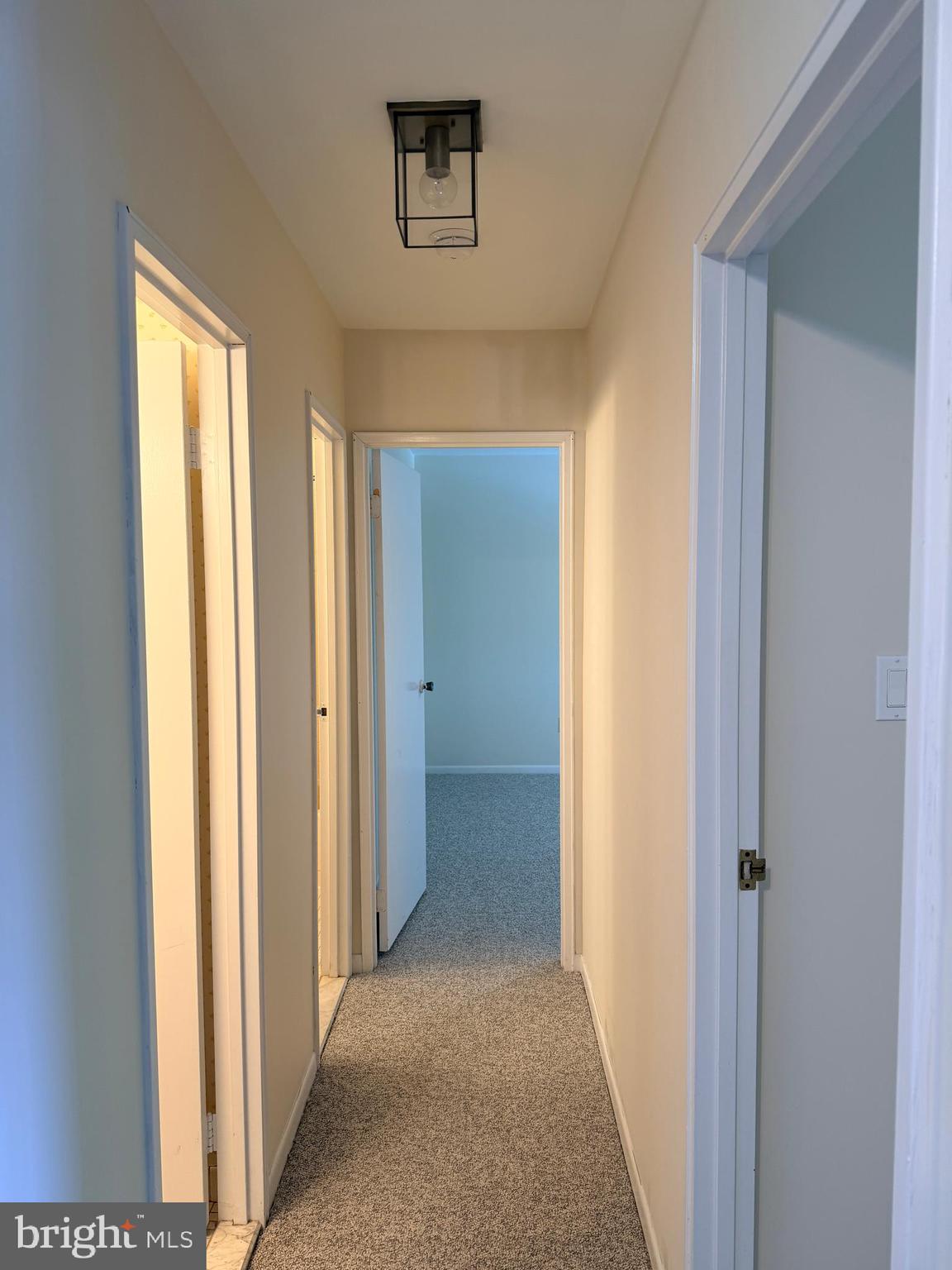 67203 Delaire Landing Road, Unit 203 Philadelphia, PA 19114 - Photo 23 of 43 Hallway