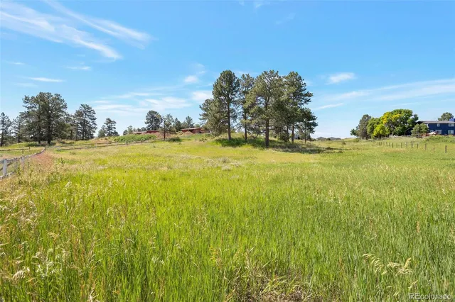 a view of an ocean from a big yard