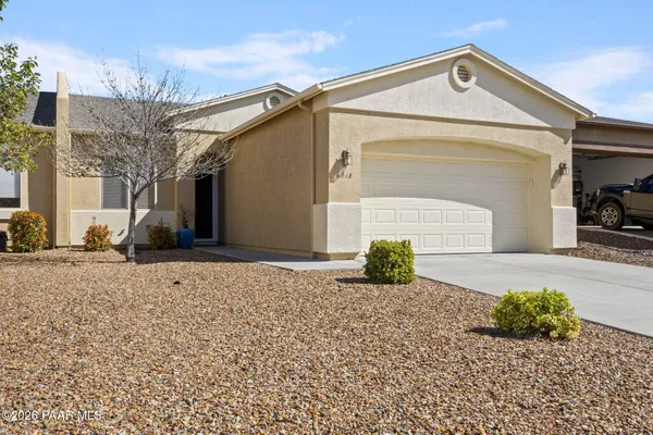 $392,000 | 6818 East Hetley Place, Unit 5, Prescott Valley, AZ 86314