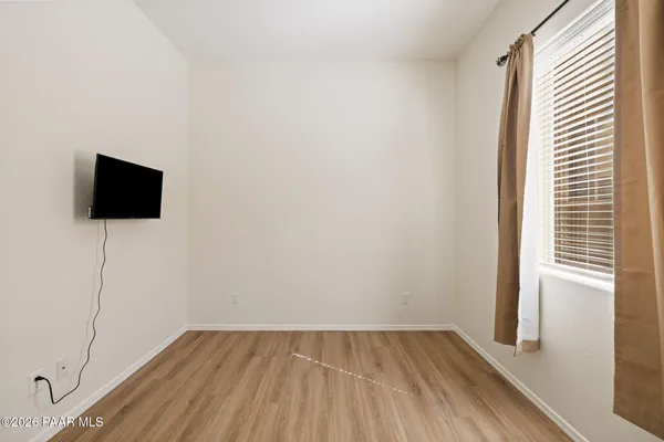 $392,000 | 6818 East Hetley Place, Unit 5, Prescott Valley, AZ 86314