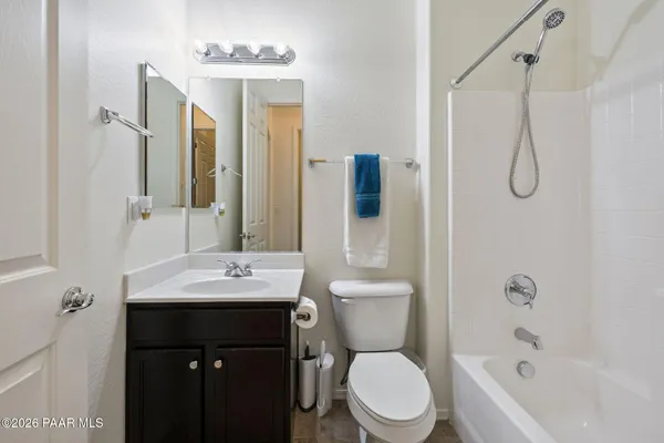 $392,000 | 6818 East Hetley Place, Unit 5, Prescott Valley, AZ 86314