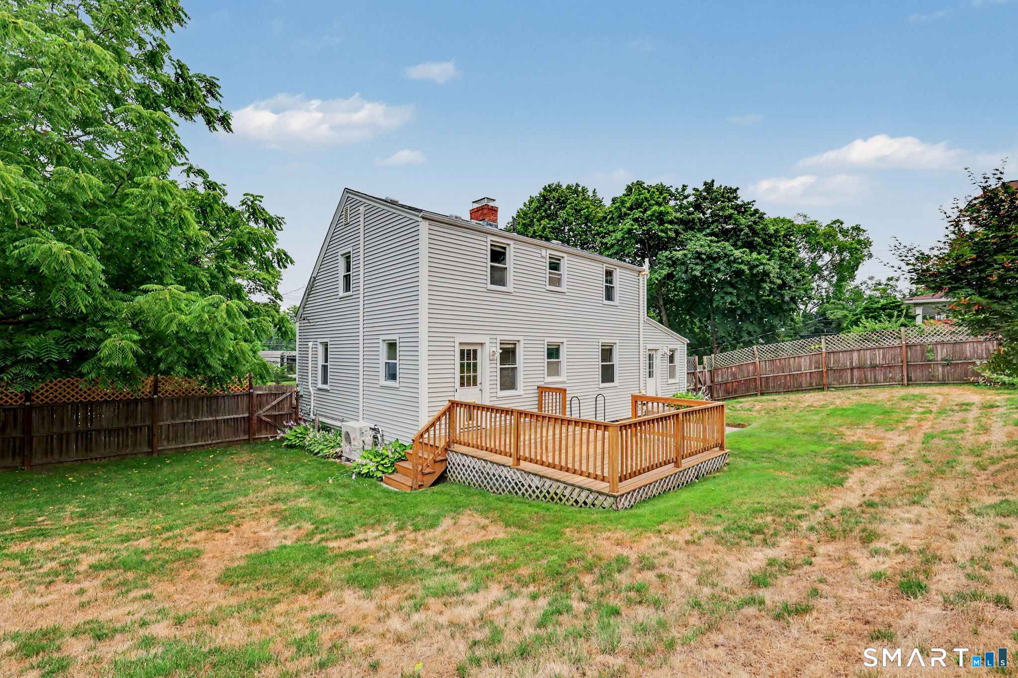 77 Round Hill Road Fairfield, CT 06824 - Photo 39 of 40