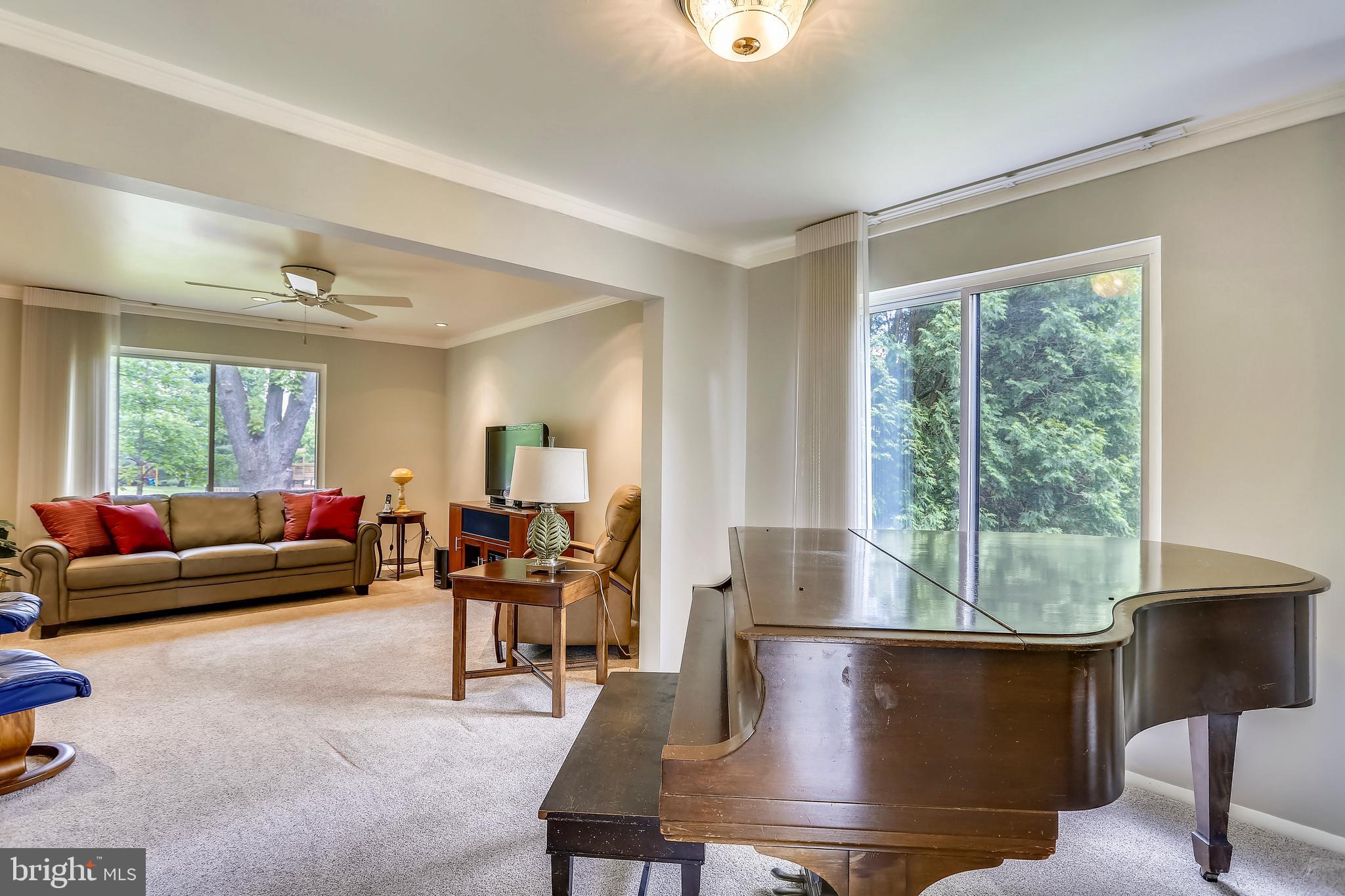 9018 Centerway Road Gaithersburg, MD 20879 - Photo 8 of 35 Gallery Image 8