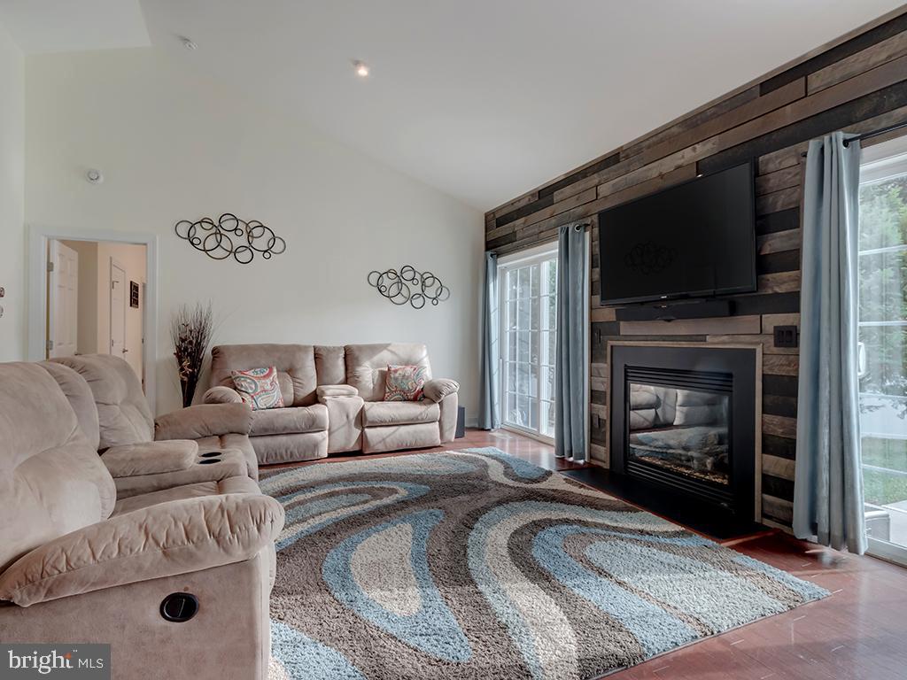 213 Sassafras Lane Milton, DE 19968 - Photo 12 of 36 Reclaimed wood wall