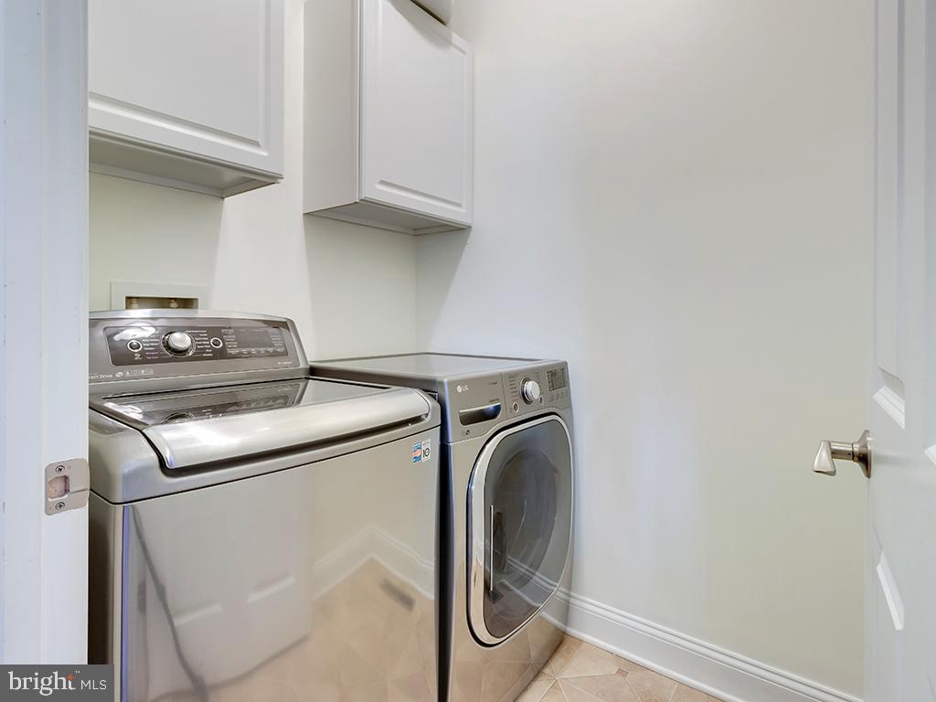 213 Sassafras Lane Milton, DE 19968 - Photo 24 of 36 Main floor laundry