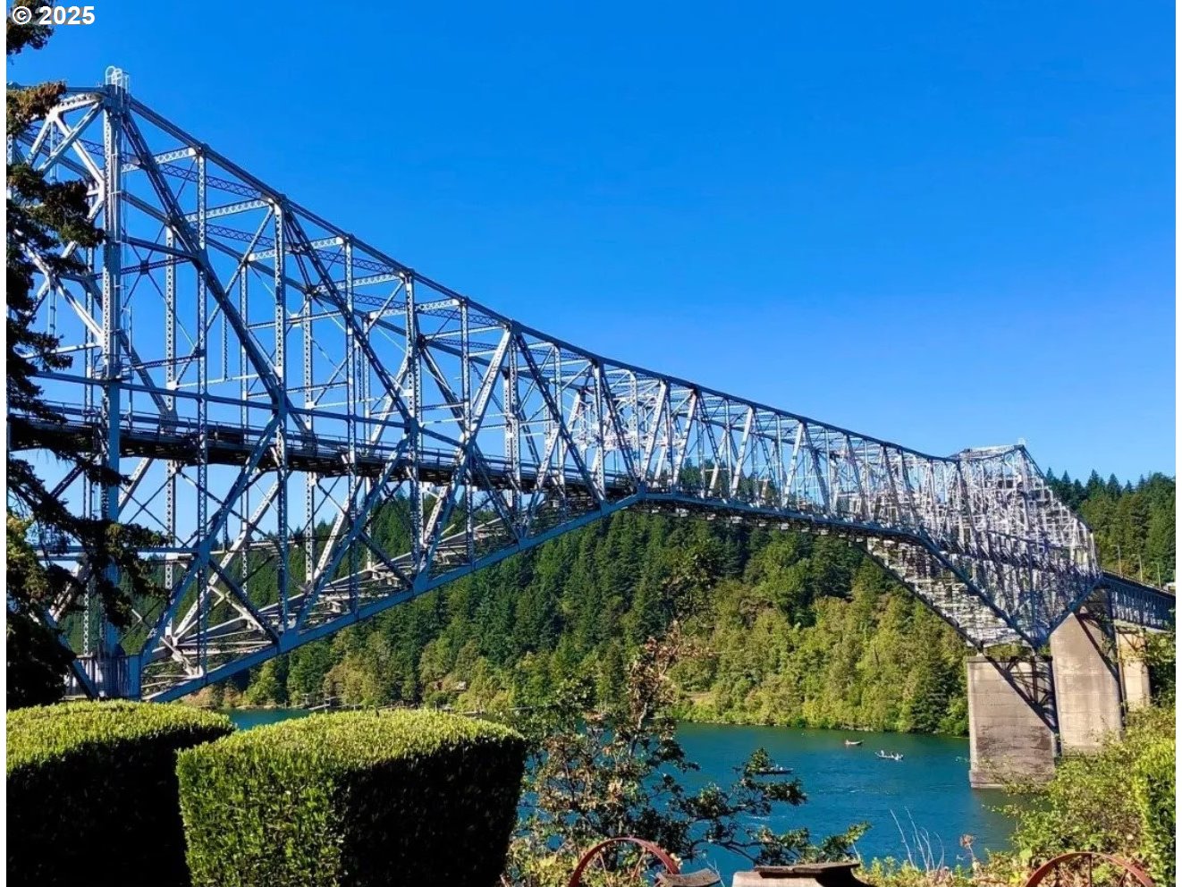 725 Southwest Moody Avenue Cascade Locks, OR 97014 - Photo 6 of 7 a view of swimming pool with a patio