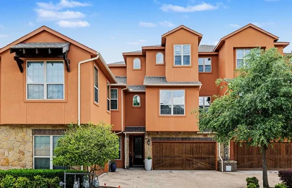 $395,000 | 7315 Venice Drive, Unit 2, Grand Prairie, TX 75054