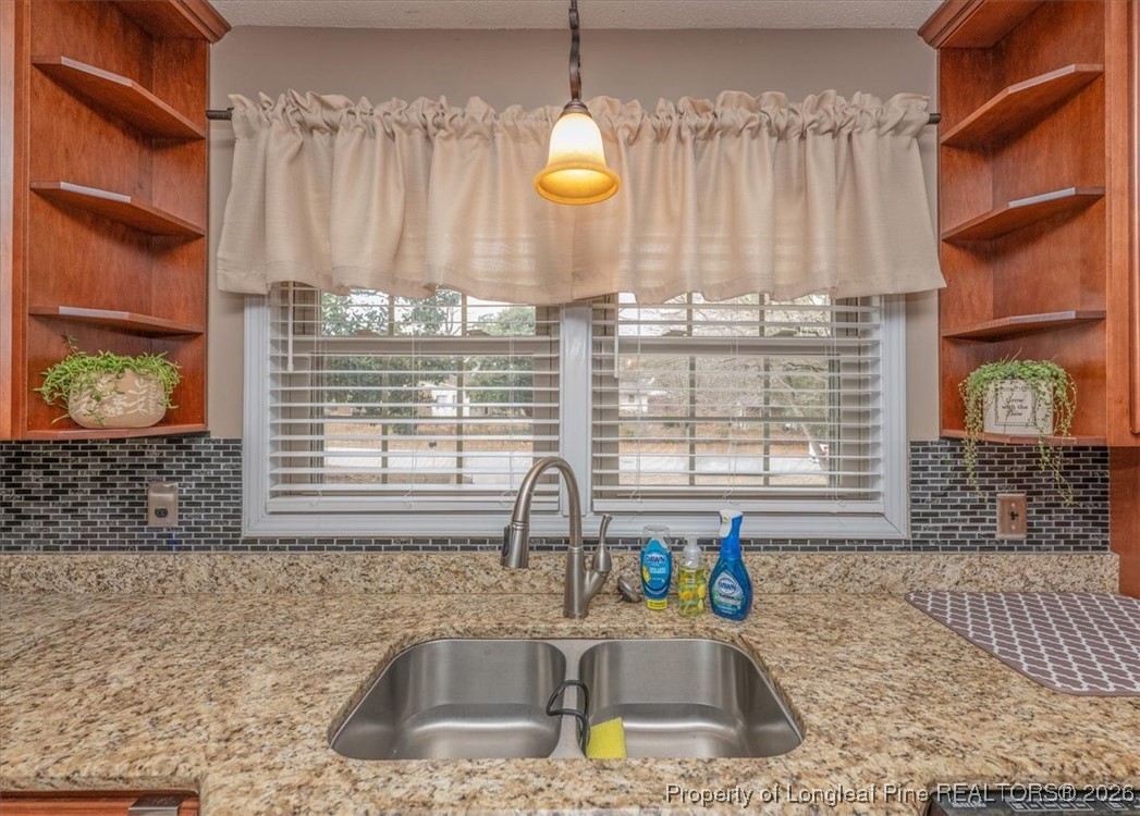 136 Old Gate Road Fayetteville, NC 28314 - Photo 5 of 49