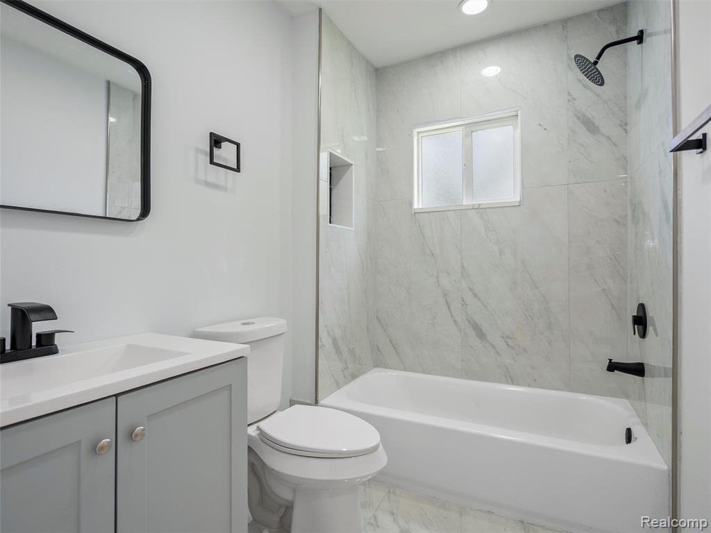 134 West Auburn Road Rochester, MI 48307 - Photo 14 of 30