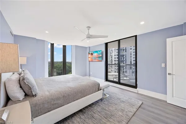 $18,500 | 6075 Pelican Bay Boulevard, Unit 605, Naples, FL 34108