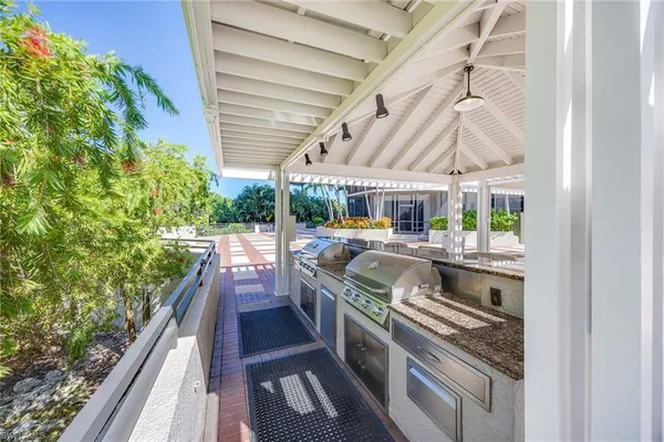 $18,500 | 6075 Pelican Bay Boulevard, Unit 605, Naples, FL 34108