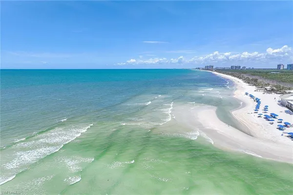 $18,500 | 6075 Pelican Bay Boulevard, Unit 605, Naples, FL 34108