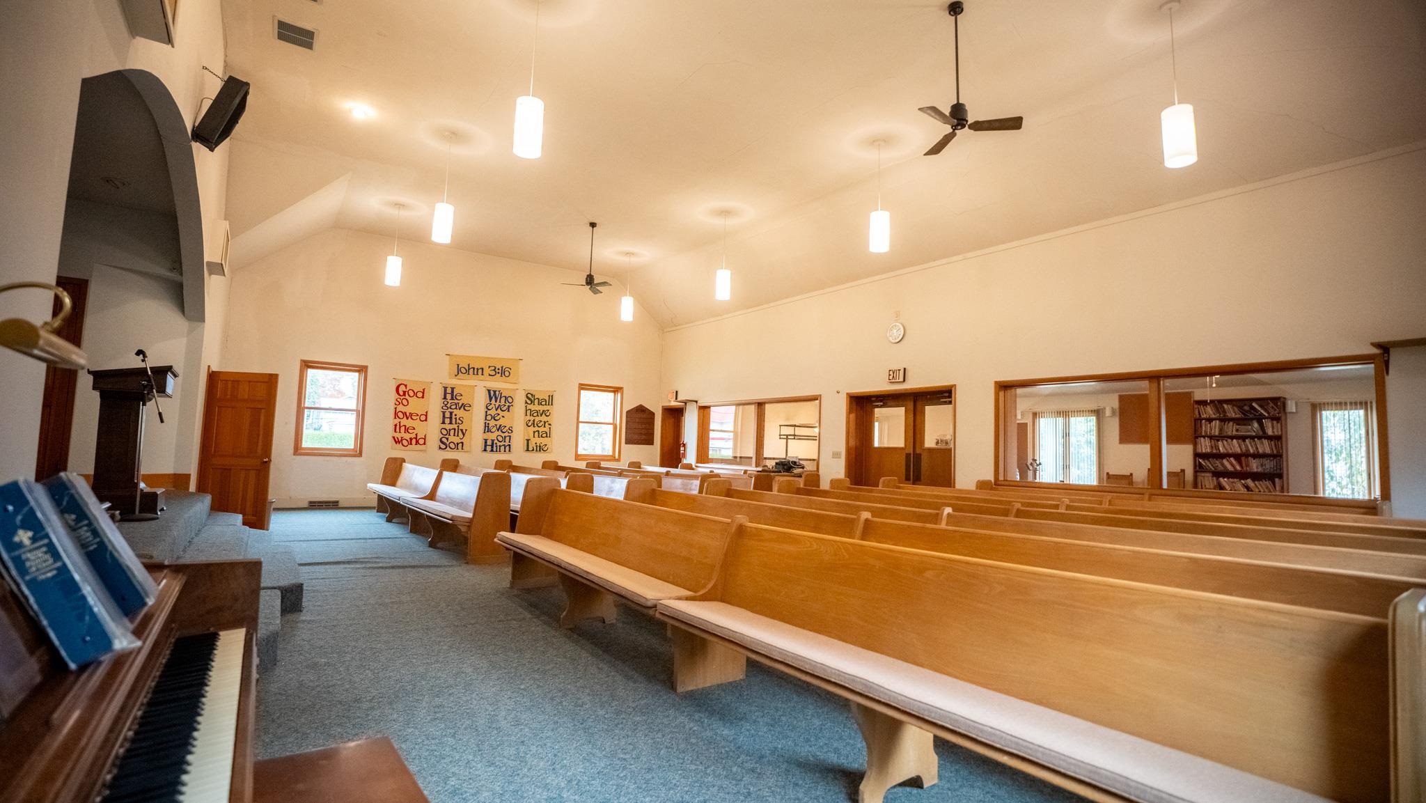 307 West Main Street Monroe Center, IL 61052 - Photo 13 of 31 a view of a room with gym equipment