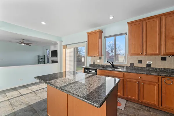 $510,000 | 149 Lilac Street, Bolingbrook, IL 60490