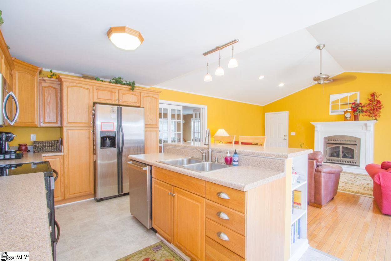 208 Miriam Road Starr, SC 29684 - Photo 22 of 35