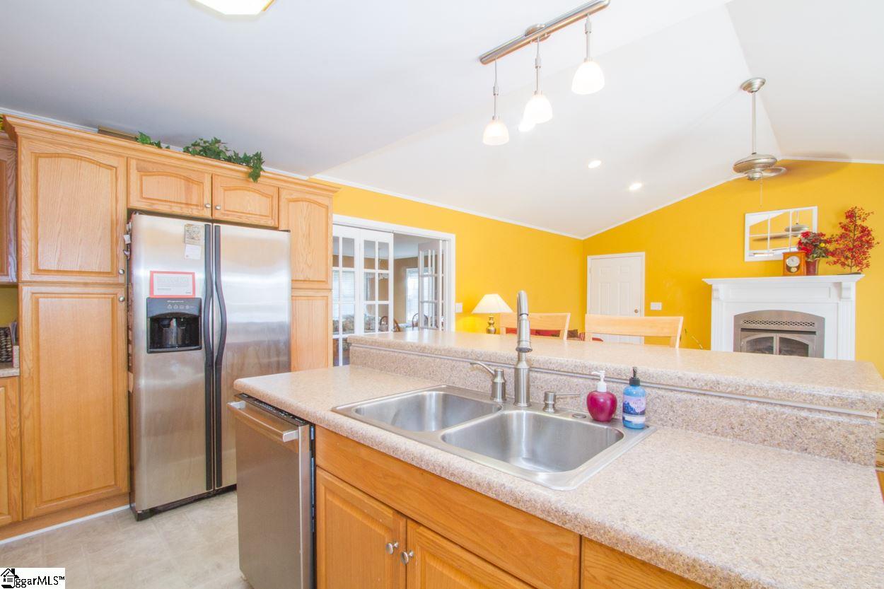 208 Miriam Road Starr, SC 29684 - Photo 23 of 35