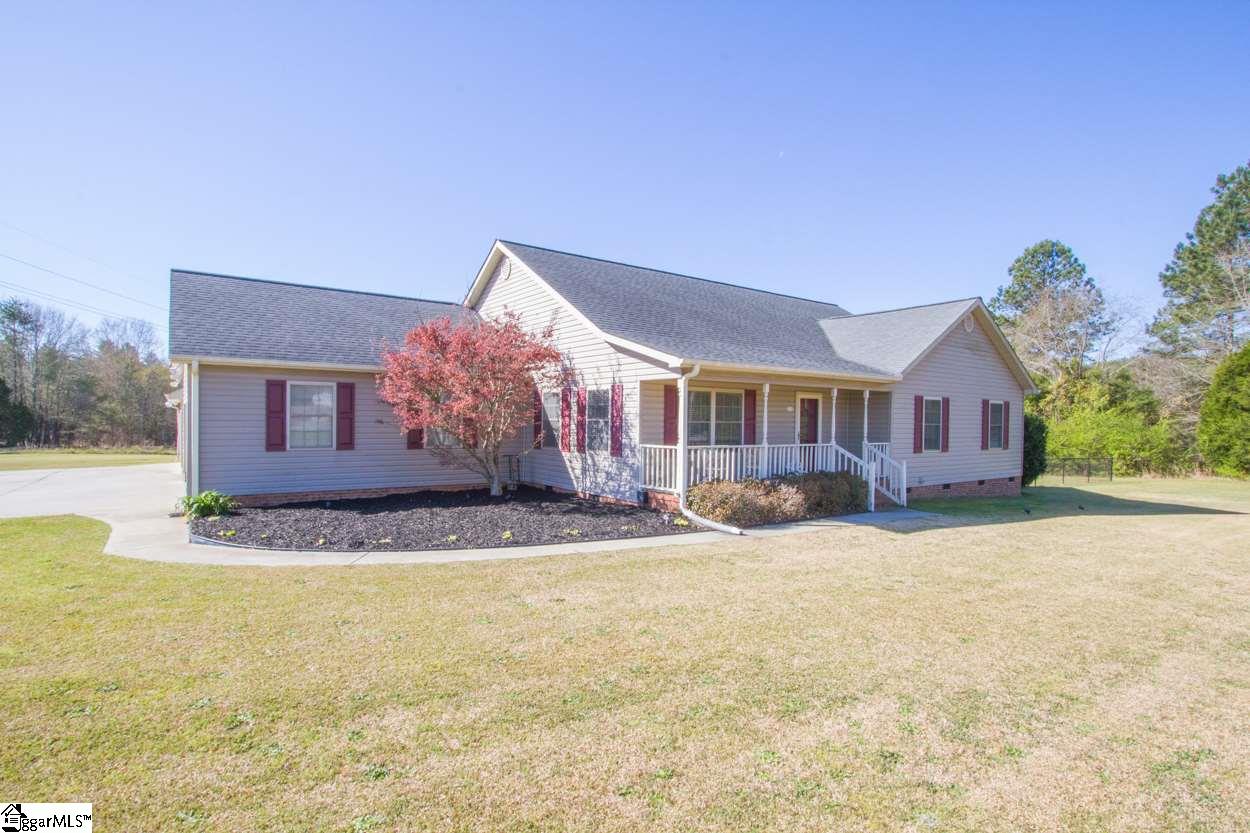 208 Miriam Road Starr, SC 29684 - Photo 5 of 35
