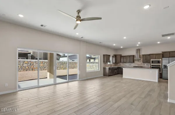 $487,950 | 207 Bonnie Trail, Sunland Park, NM 88008