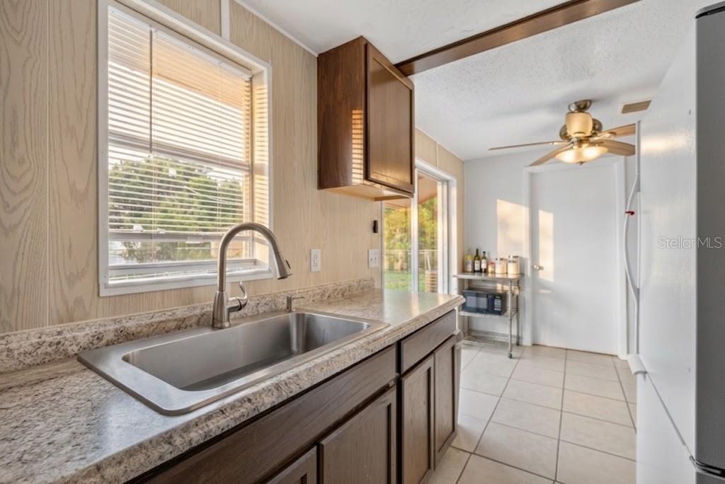 205 Miller Mac Road Apollo Beach, FL 33572 - Photo 10 of 27 Gallery Image 10