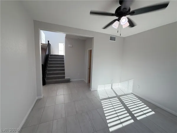 $3,500 | 745 Cloud Crk Street, Henderson, NV 89011