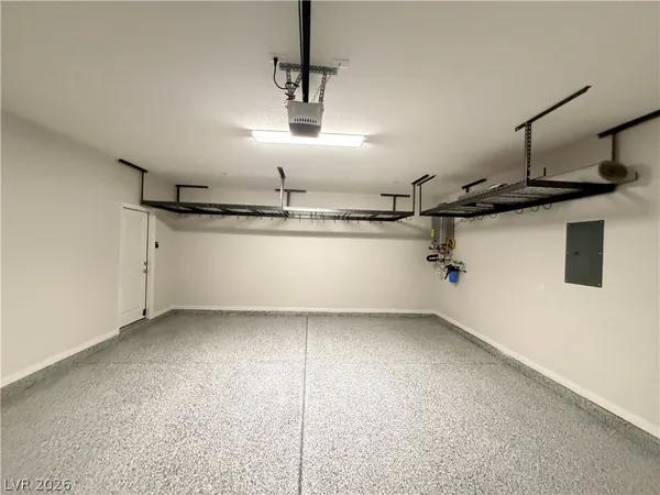 $3,500 | 745 Cloud Crk Street, Henderson, NV 89011