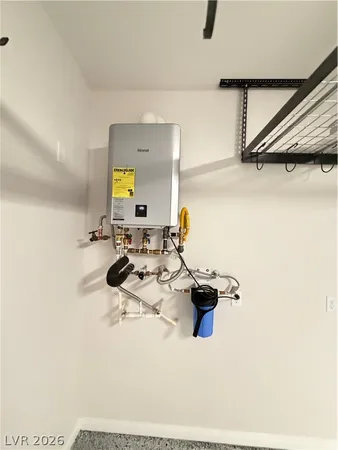 $3,500 | 745 Cloud Crk Street, Henderson, NV 89011