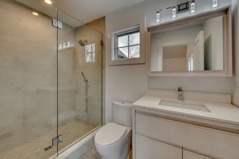 $4,650,000 | 23 Fairway Drive, East Hampton, NY 11937