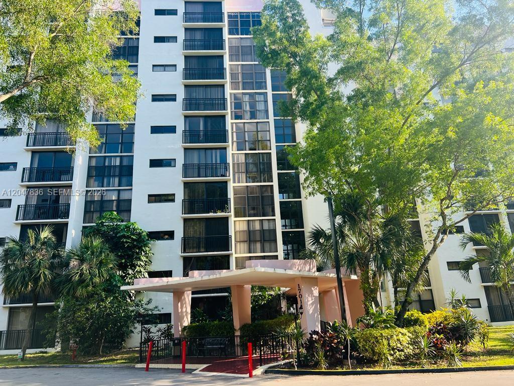17011 North Bay Road, Unit 816 Sunny Isles Beach, FL 33160 - Photo 19 of 19