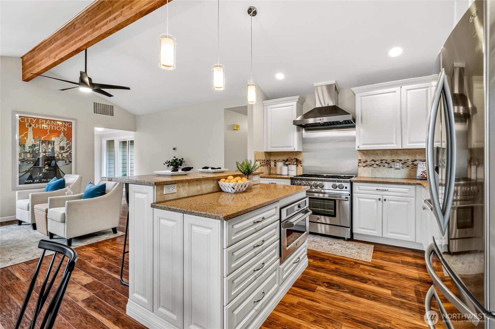 13236 Southeast 161st Place Renton, WA 98058 - Photo 13 of 38