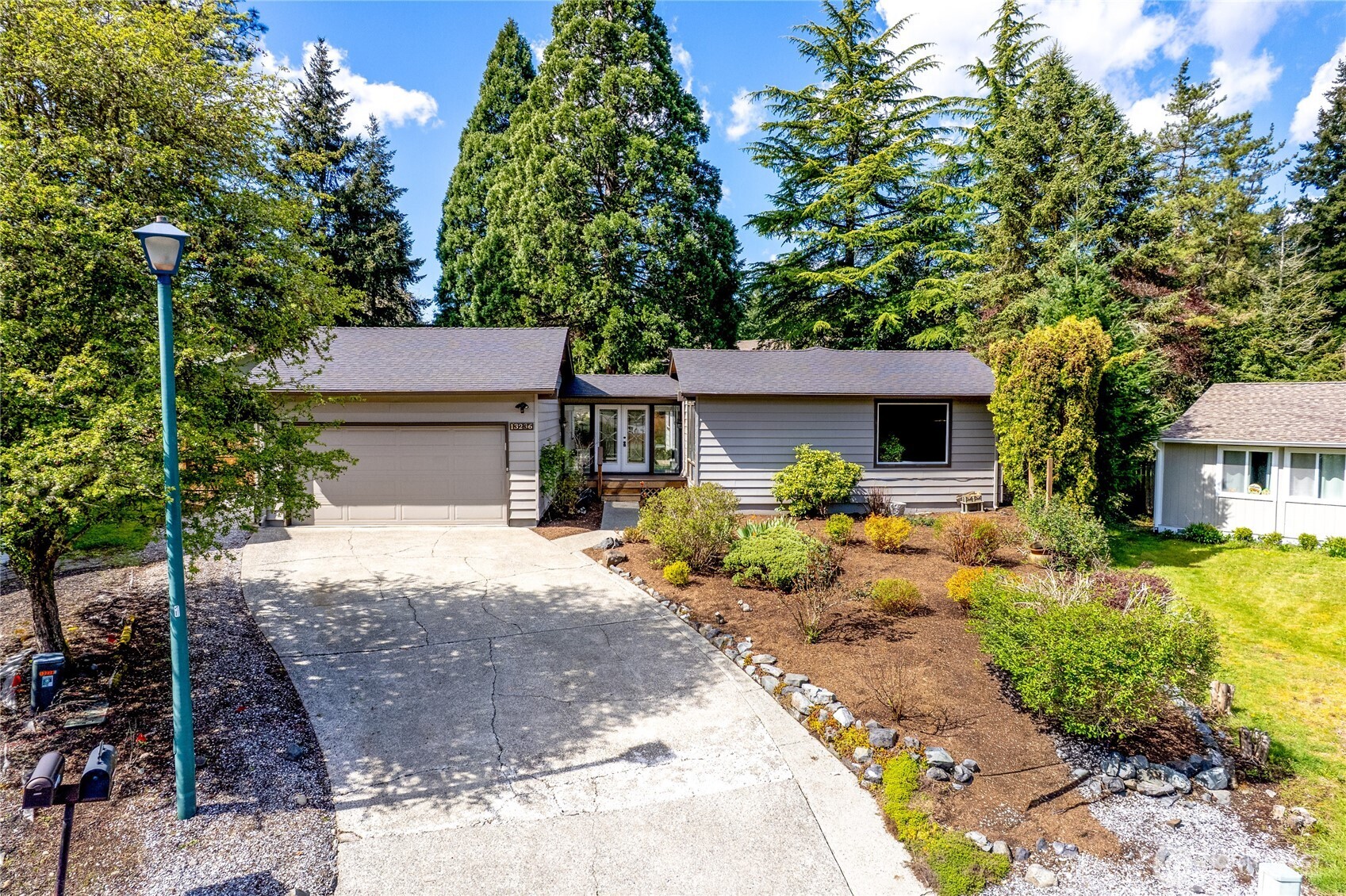 13236 Southeast 161st Place Renton, WA 98058 - Photo 2 of 38