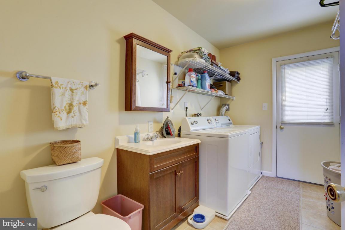 639 Lincoln Road Lititz, PA 17543 - Photo 22 of 34