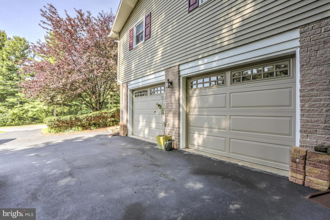 639 Lincoln Road Lititz, PA 17543 - Photo 25 of 34