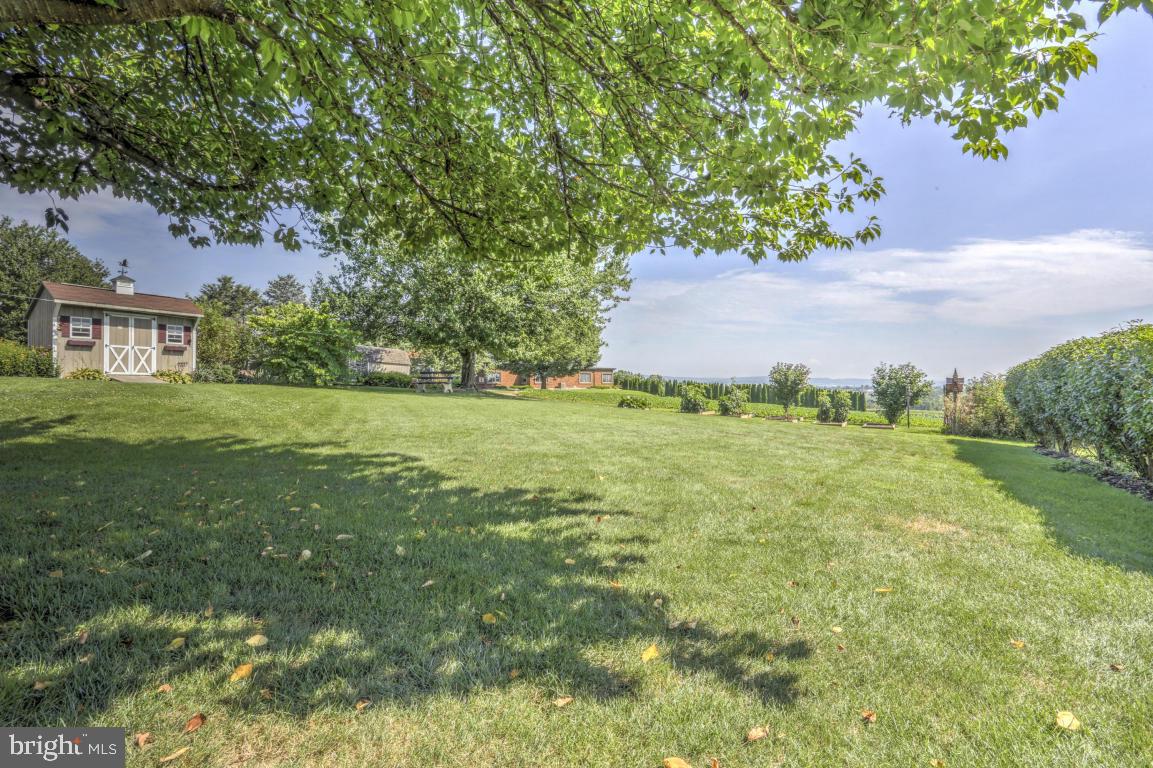 639 Lincoln Road Lititz, PA 17543 - Photo 28 of 34