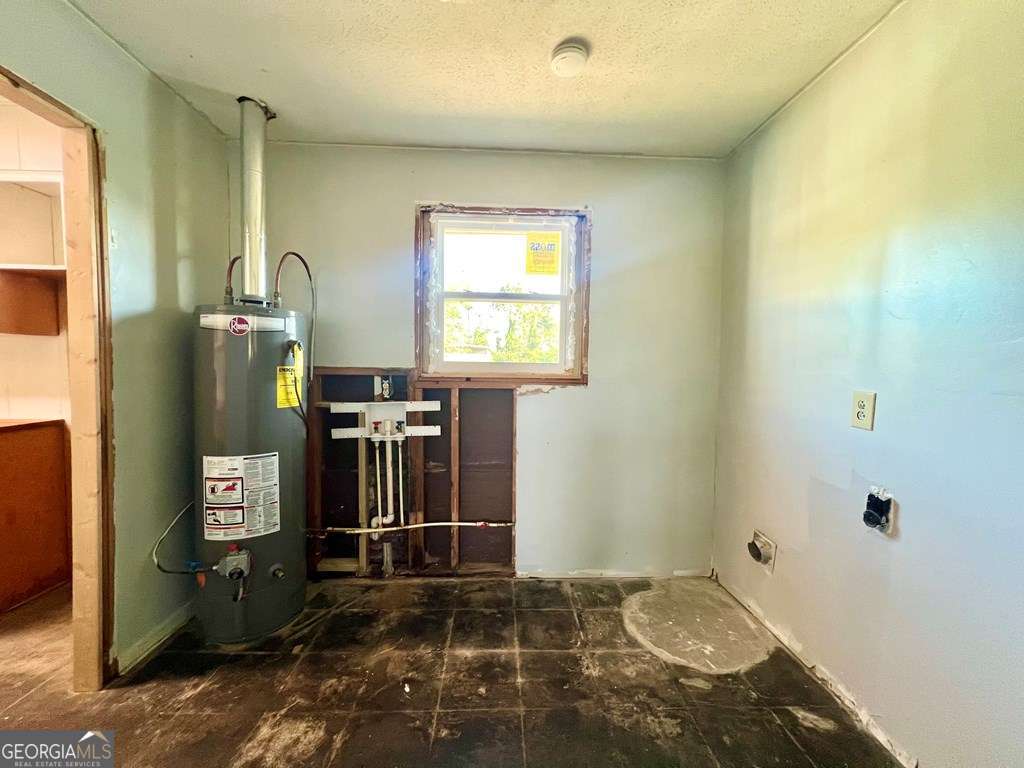 82 Cook Road Hazlehurst, GA 31539 - Photo 24 of 57 a view of a bathroom with a sink