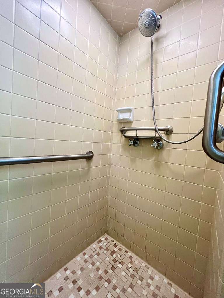 82 Cook Road Hazlehurst, GA 31539 - Photo 45 of 57 a bathroom with a shower