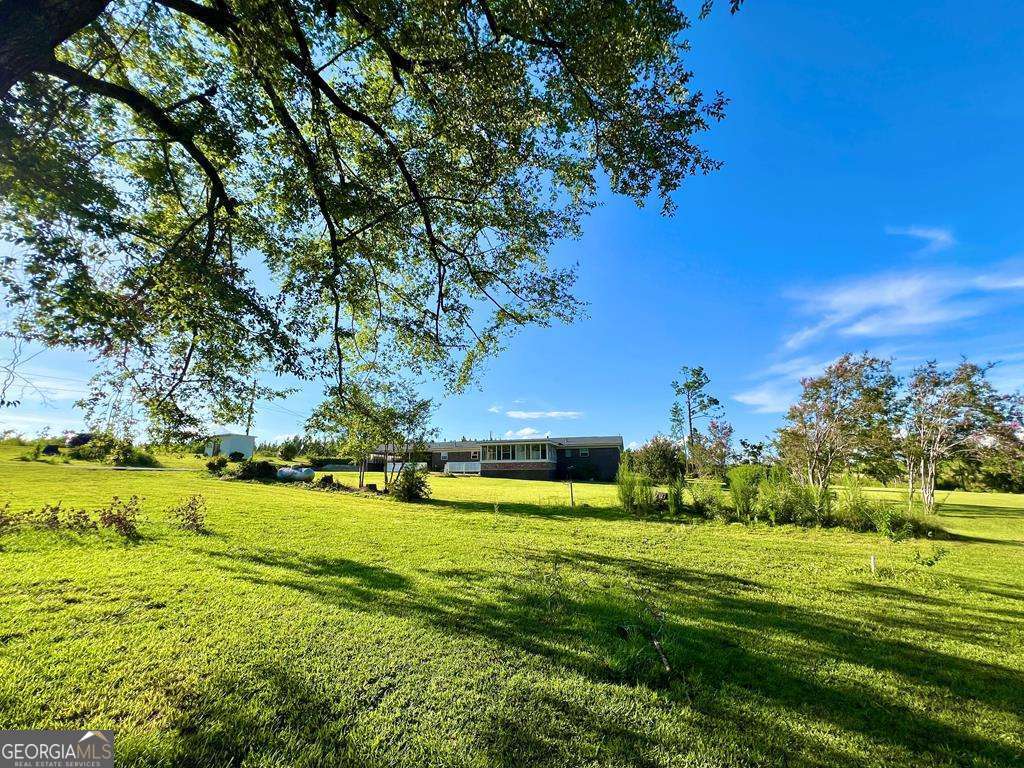 82 Cook Road Hazlehurst, GA 31539 - Photo 5 of 57